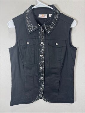 Quacker Factory Black Sleeveless Studded‎ Button-Front Top western